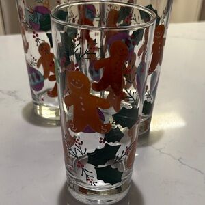 Festive Gingerbread and Holly Glasses set of 4
